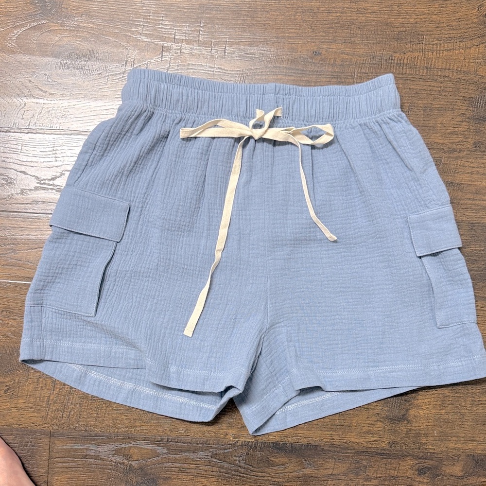 Stylish Cotton Bleu Cargo Shorts for Women
